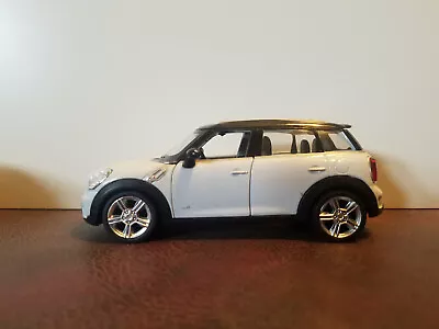 1:28 MINI Cooper Countryman S All4 Pull-Back Car • $9.99