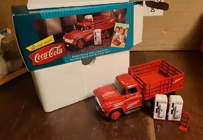 ERTL 1957 Diecast Coca-Cola Chevrolet 8400 Dually Stake Truck W Vending Machines • $34.99