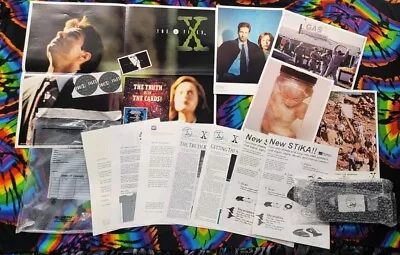 X-Files Season 2 PRESS KIT FAN CLUB COMPLETE Photos Stickers Cards VHS & More • $200