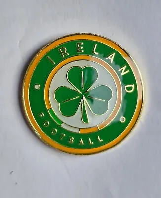 £3.99 • Buy Republic Of Ireland Crest Badge Irish Football