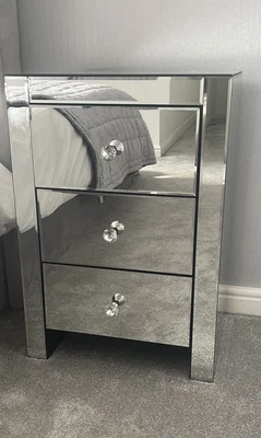 £100 • Buy Venetian Mirrored 3 Drawer Bedside Table 