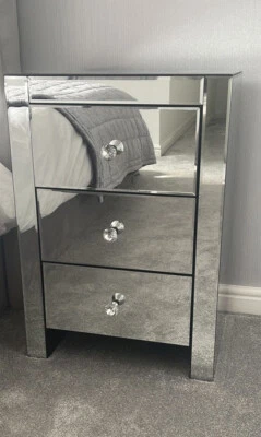 £100 • Buy Venetian Mirrored 3 Drawer Bedside Table 