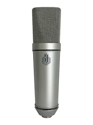 Beesneez B67-269 V2 Tube Microphone New With Schockmount & Case. Free Shipping. • $1560