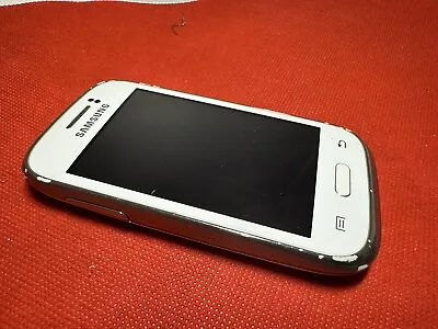 Samsung Galaxy Young GT-S6310N - 4GB - White (Unlocked) Smartphone • £25.59