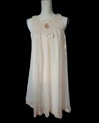 Vintage Womans Vanity Fair Nightie Nightgown • $30
