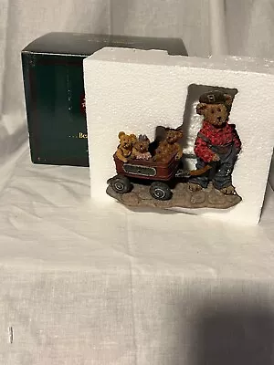 Boyds Bears Huck With Mandy Zoe And Zack Rollin' Along #227727 5th Edition • $19.99