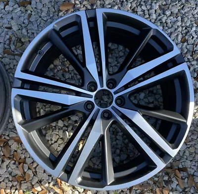 VOLVO XC60 R-design & Pro 21” Wheel OEM 31680368 • $800