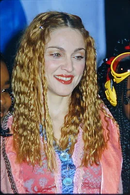 90 35mm Color Photo Slide Pictures Of Madonna - Nick's Kids' Choice Awards 1998  • $90