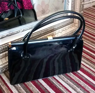 Vtg WALDYBAG Ladies Midnight Black Classic Patent Leather Structured Handbag  • £70