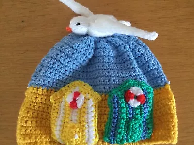 £12.99 • Buy Hand-crocheted  Beach Huts / Seagull Tea Cosy. Fits A Large Teapot. OOAK