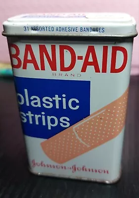 Empty Vintage Band-Aid Brand Plastic Strips Metal Tin Johnson & Johnson 31 Count • $9.99