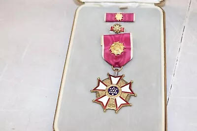 US Medal Legion Of Merit Case Ribbon BAR & Pin • $29