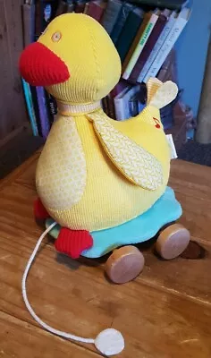 Cute Silver Cross Prams Yellow Duck Chick Waddle Baby Pull Toy Musical Quacking  • £19.95