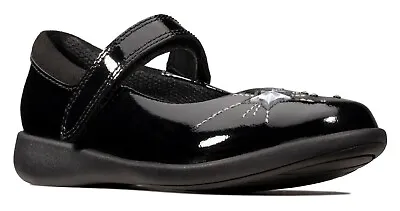 BNIB Clarks Girls Etch Spark Black Patent Leather School Shoes  • £16.99