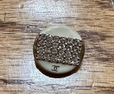 $48 • Buy CHANEL 100% Authentic Vintage CC Logo White Strass Button/Pendant NEW/RARE (1)