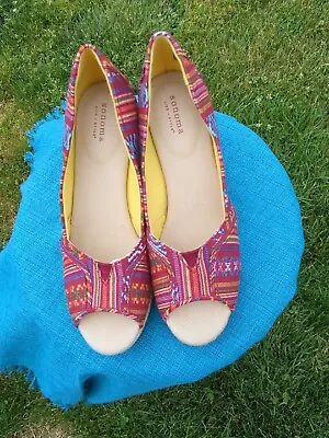  Sonoma Womens Wedge Sandles Colorful Bohemian Life Sz 8 Peep Toe Artsy Festive • $24.99