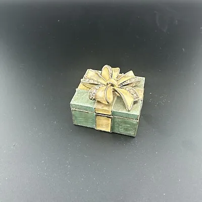 Vintage Monet Green Red Bow Holiday Gift Box Enamel Hinged Trinket Box • $15