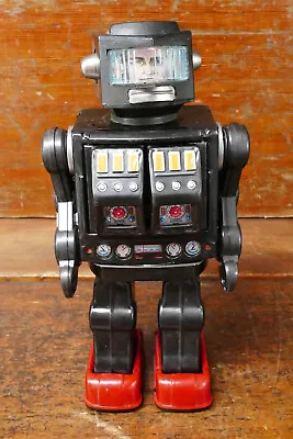 Vintage Horikawa Battery Operated Space Explorer Super Astronaut Tin Robot Japan • $224.95