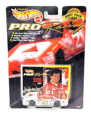 Team Hot Wheels Pro Racing 1st Edition Michael Waltrip 1997 1/64 Thunderbird • $10.95