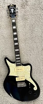 D'Angelico Premier Bedford Model DAPBEDBLFCTR Electric Guitar (Black Flake) • $595