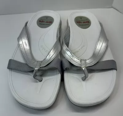 Skechers Tone Ups White Flip Flop Thong Sandals Shoes Womens Size 8 • $19.99