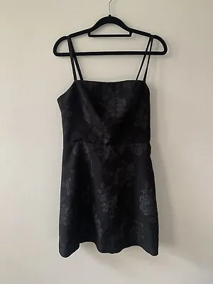 $5 • Buy Urban Outfitters Black Floral Dress Size M