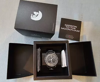 OMEGA X Swatch - Moonswatch Snoopy : Mission To The Moonphase - New Moon (Black) • $775