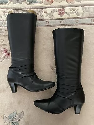 Womens Leather Knee High Boots Size 6 By Lilley And Skinner • £10