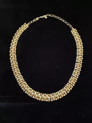 Vintage Gold Tone Trifari Necklace • $14.99