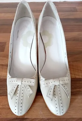 £12 • Buy Gorgeous Ted Baker Kitten Heeled Leather Shoes Size 4 Vintage Mod Style Worn...