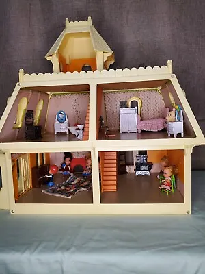 Vintage 1980 Mattel THE LITTLES Victorian Dollhouse 6 Dolls & Furniture  • $100