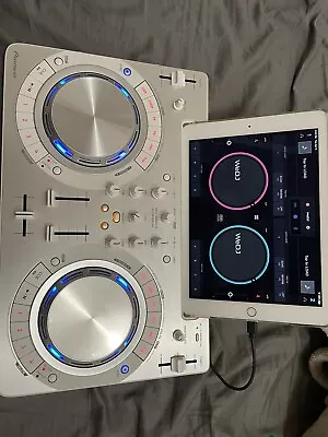 Pioneer DDJ-WEGO3 Compact 2-Deck 2-Channel DJ Controller • $21