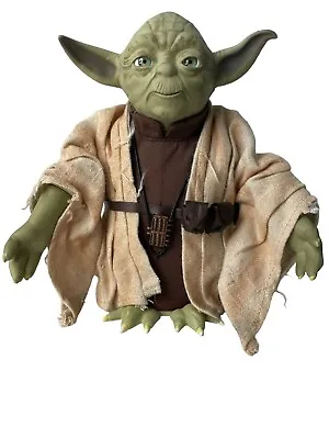 Star Wars Talking Yoda 2004 Action Figure 8  High Speaks Variety Of  Yodaisms  • £9.72