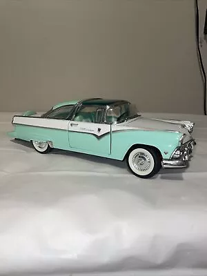 Ford 1955 Fairlane Crown Victoria Road Tough Diecast Car Model 1:18 1/18 • $19.95