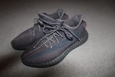 Yeezys - US 10 • $120