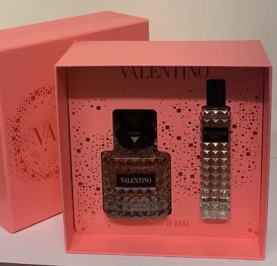 NEW Valentino Born In Roma Donna Eau De Parfum Gift Set For Her - 50ml + 15ml. • £79.99
