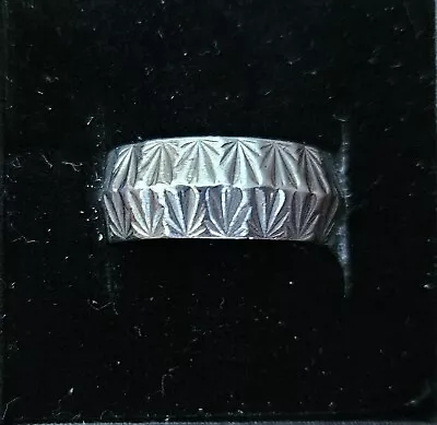 Vtg Milor Italy .925 Sterling Silver Band Ring Size 7.5  • $31