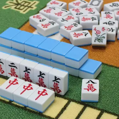 42mm Chinese Mahjong Game Set Professional 144 Tiles English Characters Game UK • £37.99