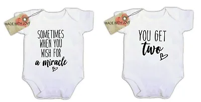 TWINS  Pregnancy Announcement Baby Shower Gift Vest Grow  Name/Date Bib • £8.99
