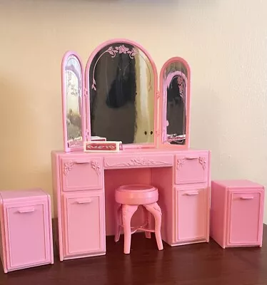 1987 Vintage Barbie Mattel Pink Vanity • $44.99