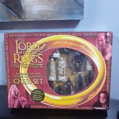 The Lord Of The Rings The Two Towers Chess Set. Have Not Been Out Of Box. • £24.99