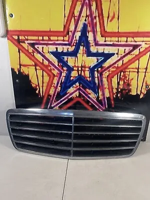 2000-2002 Mercedes W210 E320 E430 E55 Chrome Grille Grill OEM • $72