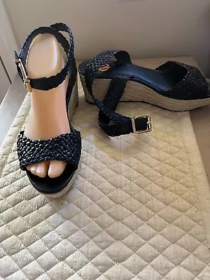 VC Signature Vince Camuto 10B Black Woven Leather Platform Wedges Ankle Strap  • $18