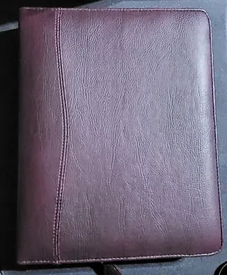 Day Timer Simulated Cow Hide Day Planner 7 Ring Binder Burgundy Zip Close 11.5  • $24.95