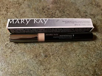 Mary Kay Facial Highlighting Pen Shade 3 • $8.99