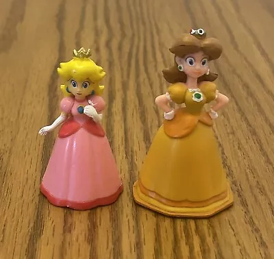 Super Mario Princesses DAISY & PEACH 2” Cake Toppers Toy Figures 2007 Nintendo • $11.30