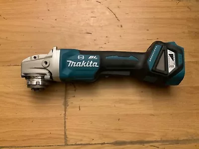 Makita DGA519Z 18v Cordless Brushless X-Lock Angle Grinder Li-Ion 125mm - Bare • £140