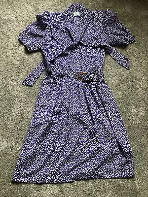 VINTAGE Purple And White Polyester Dress Size 8 With Belt • $25