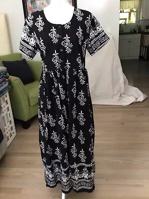 Boca Bay Patio Dress Size XL Muumuu Caftan Kaftan Mumu Hawaiian Tropical B&W • $27.99