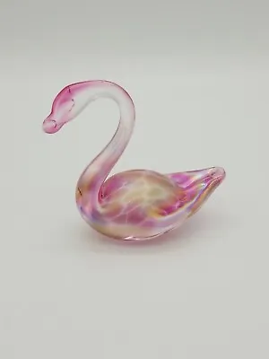 £8 • Buy Heron Glass Pink Swan Paperweight/figurine